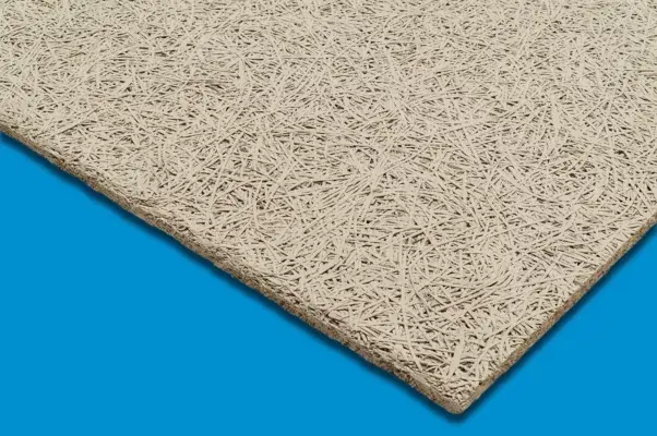 Imagen placa en viruta de madera tipo heradesign usada para Cielo raso y revestimiento.  Absorcion acustica, amigable con el ambiente | Innova Cladding Colombia